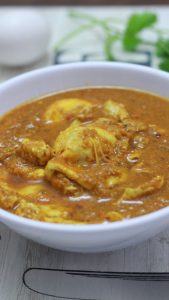 udaitha Muttai Kulambu